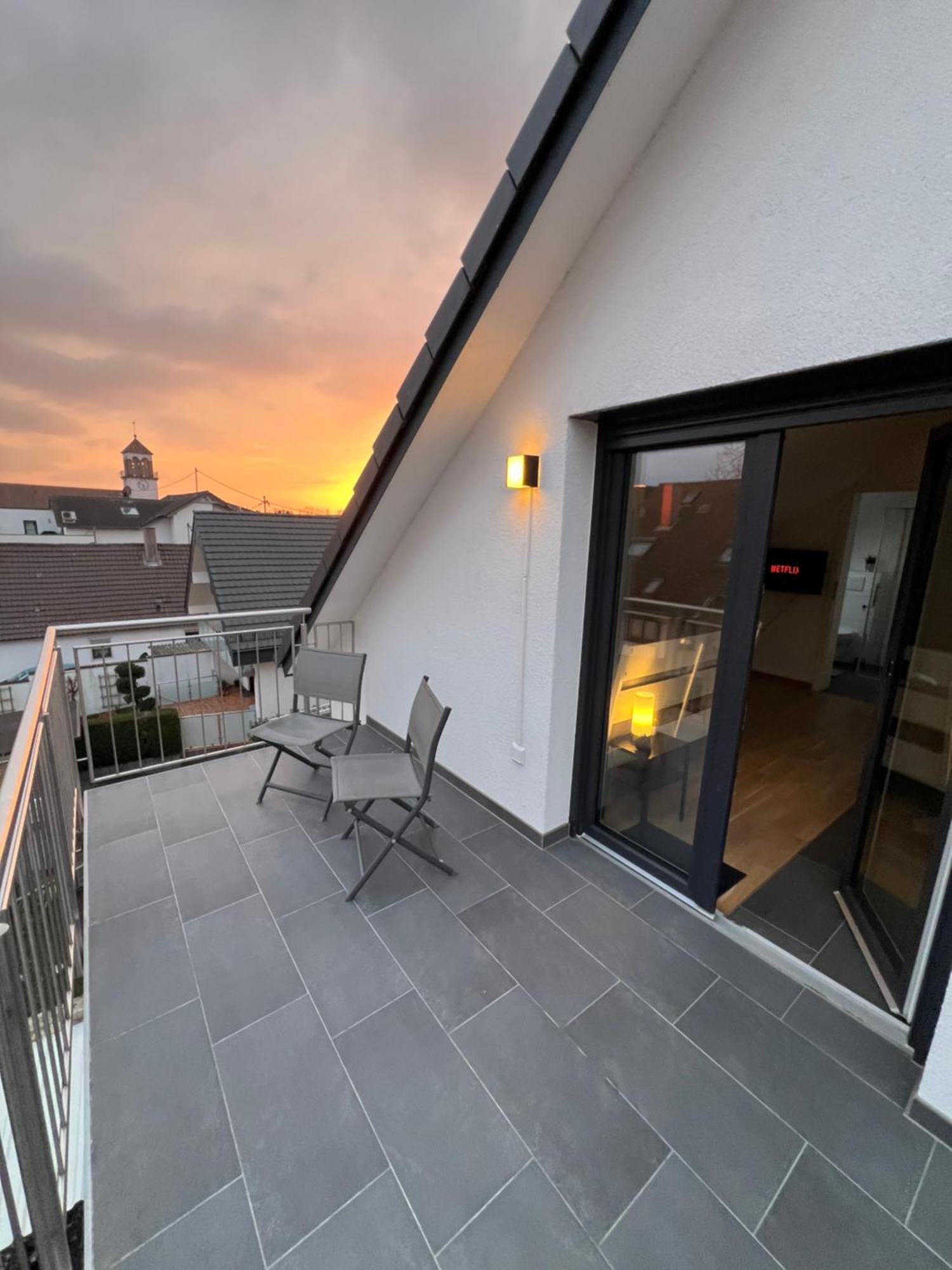 Charmantes Studio-Apartment Im Herzen Von Neureut - Fussbodenheizung, Regendusche, Waschmaschine, Stellplatz Карлсруе Екстер'єр фото